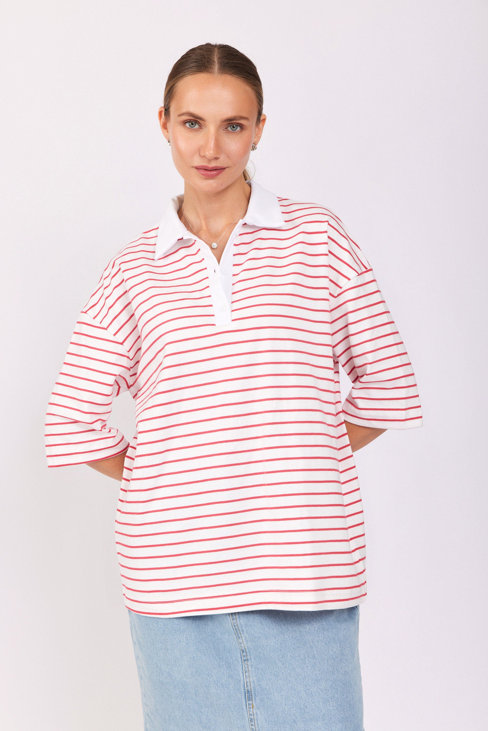 חולצת פולו פסים צווארון לבן