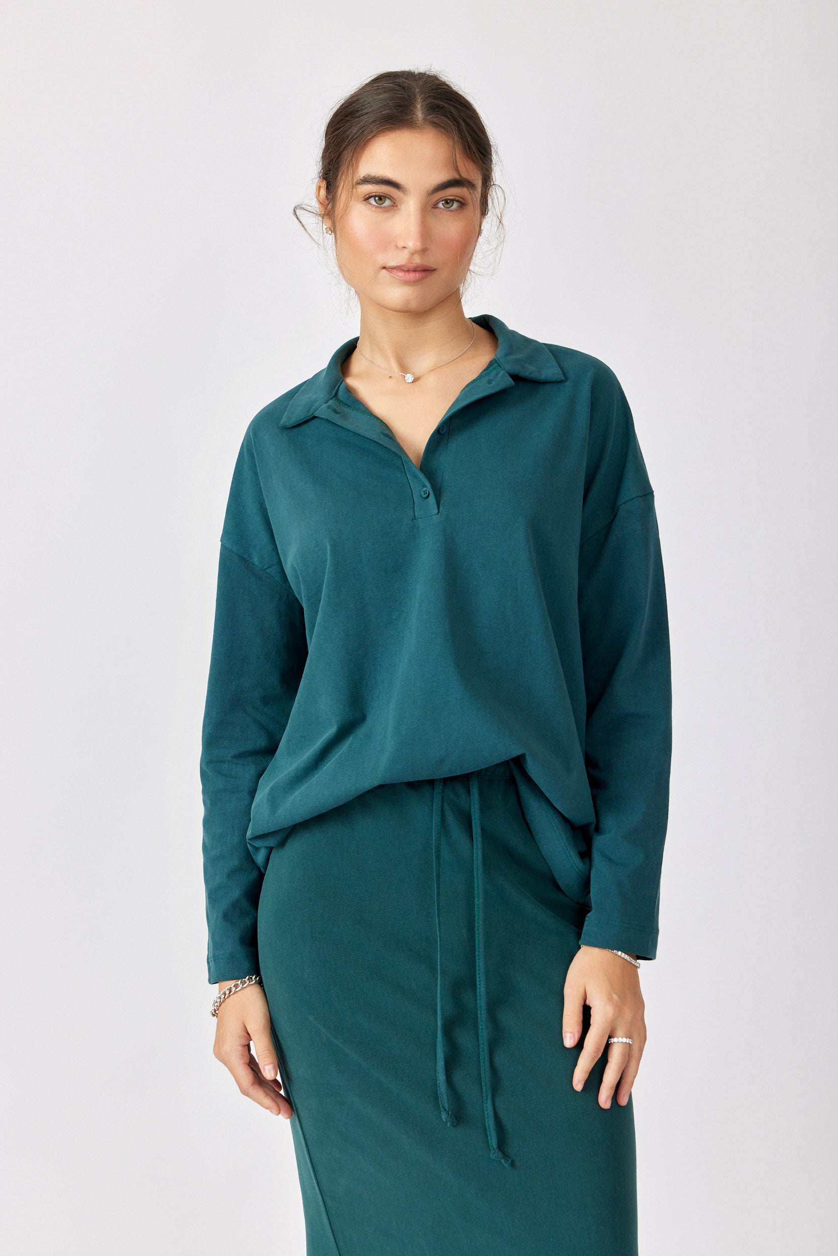 חולצת פולו פיגמנט שרוול ארוך