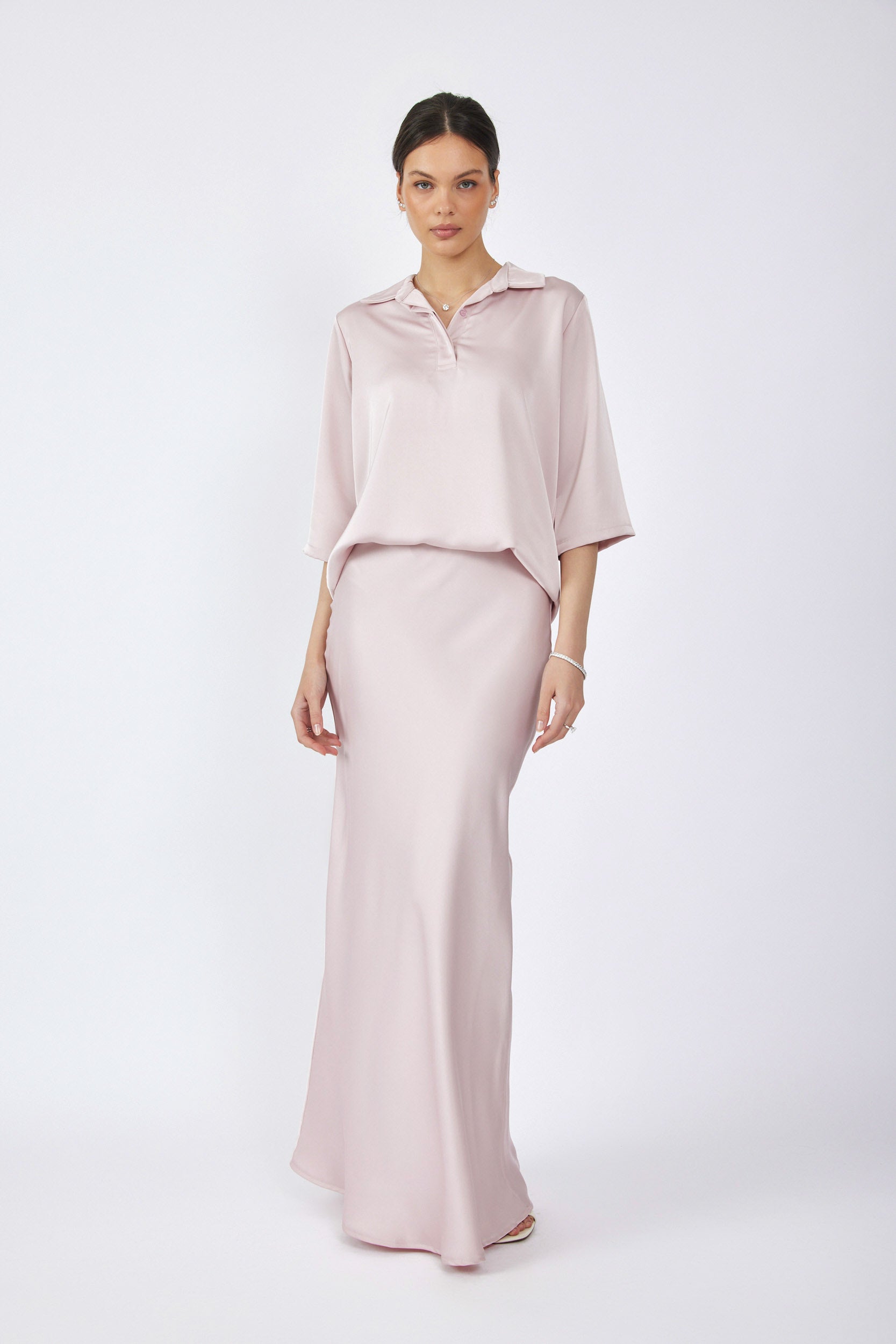 חצאית סאטן מקסי