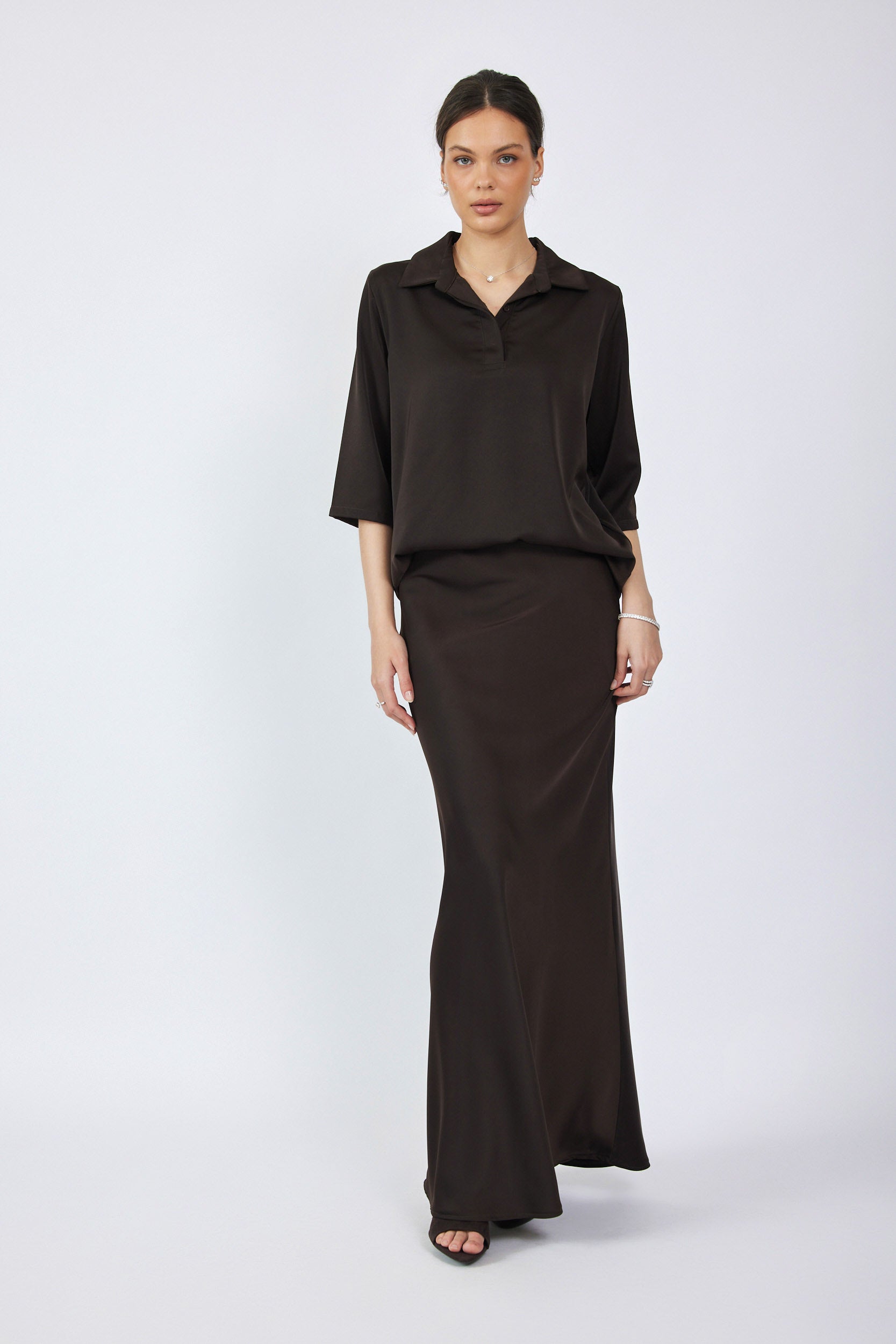 חצאית סאטן מקסי