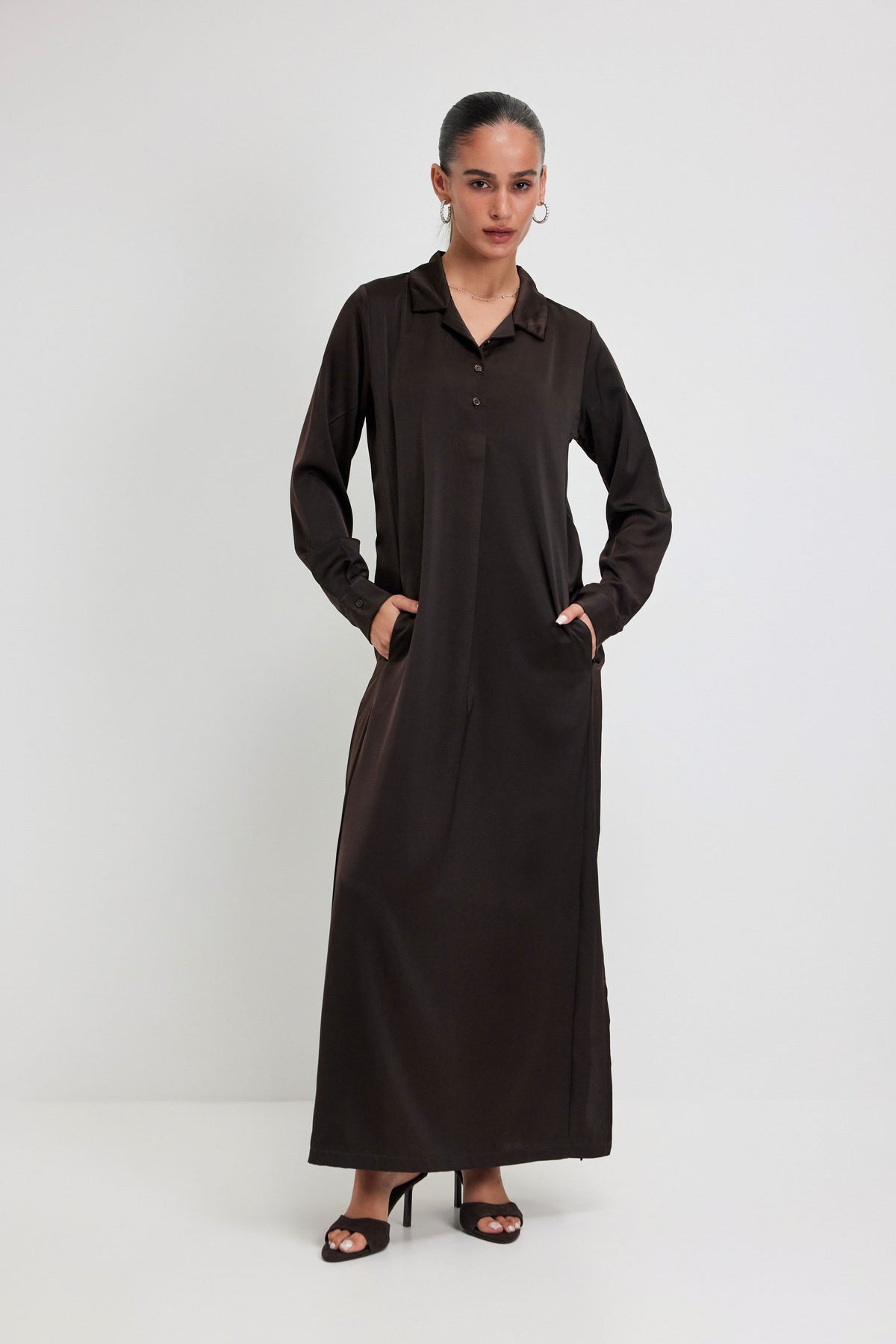 שמלת פולו סאטן מקסי + שסעים