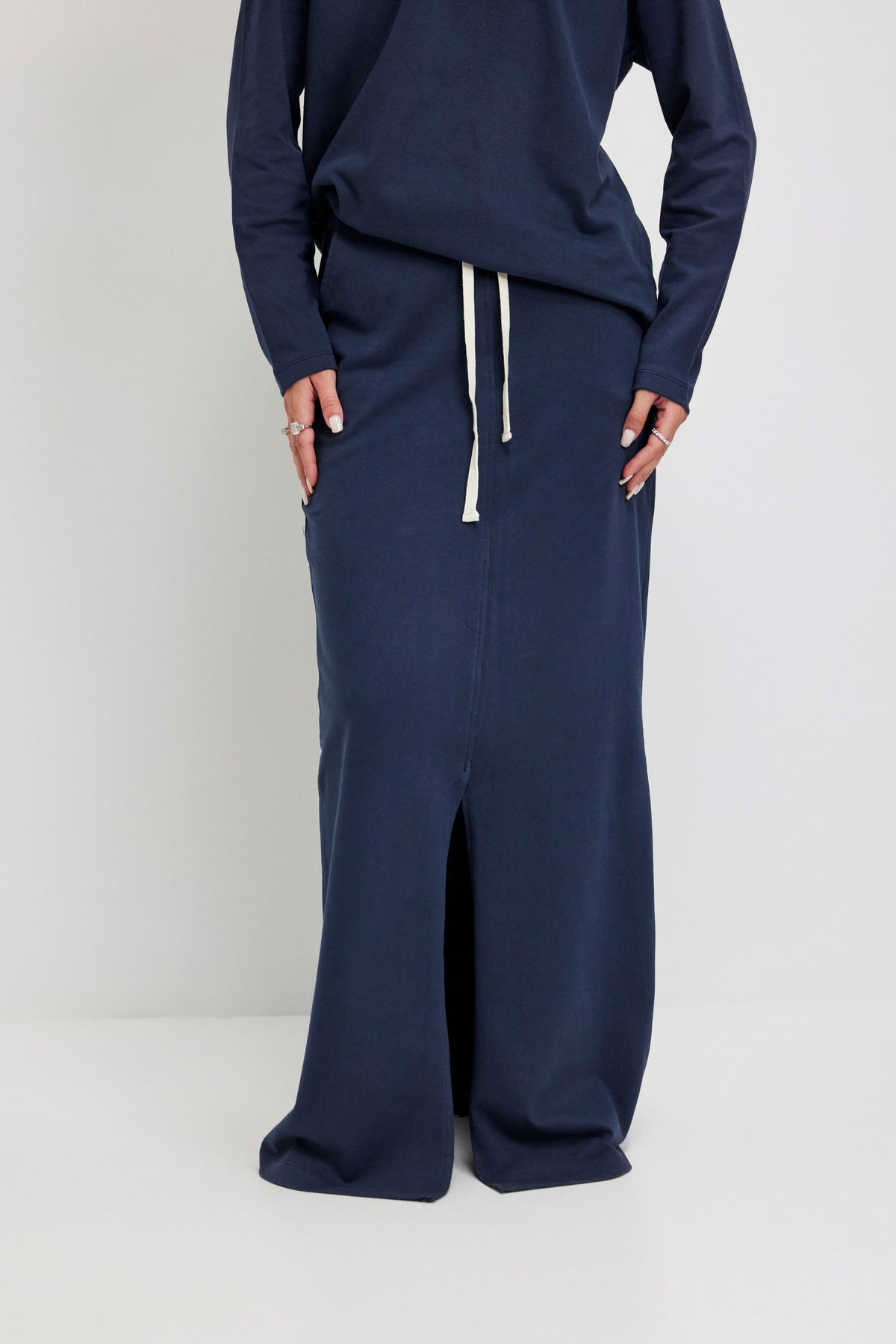 חצאית רוגבי מקסי + שרוך ושסע