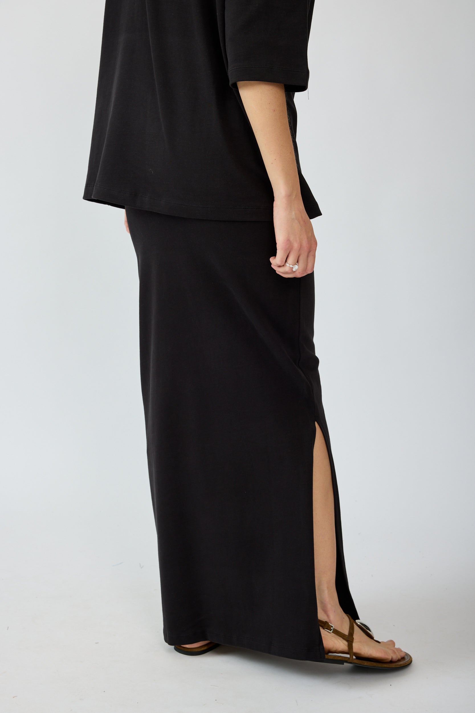 חצאית רוגבי מקסי+ שסע